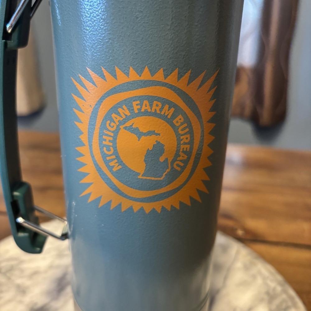 VTG Stanley 1.1‎ Qt Thermos Vacuum Bottle Screw On Cap/Cup Michigan Farm Bureau - Picture 5 of 7